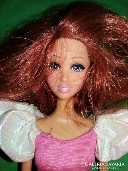 Nagyon szép dús vörös hajú Barbie jellegű baba hercegnői ruhában képek szerint NB 8.