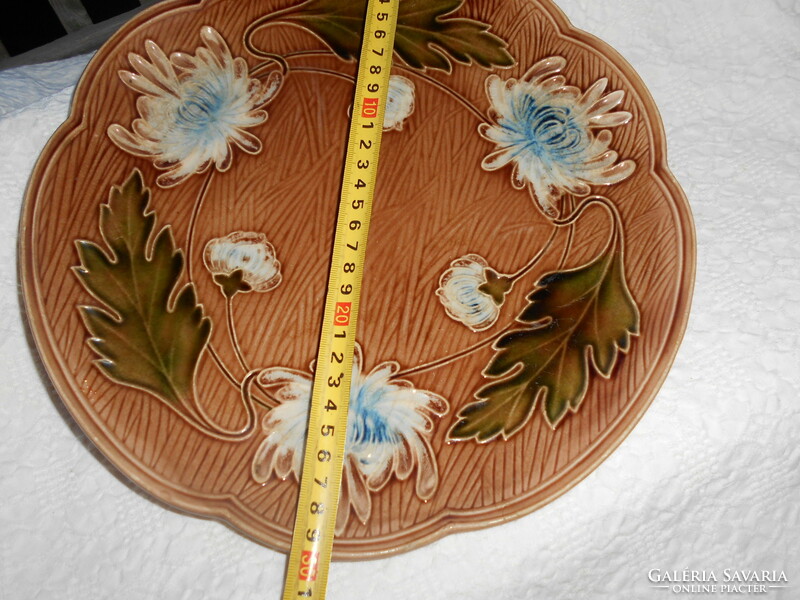 Villeroy & boch large majolica wall bowl - late 1800s