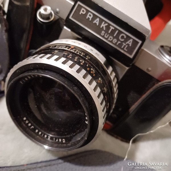 Praktica super tl camera with lens and case