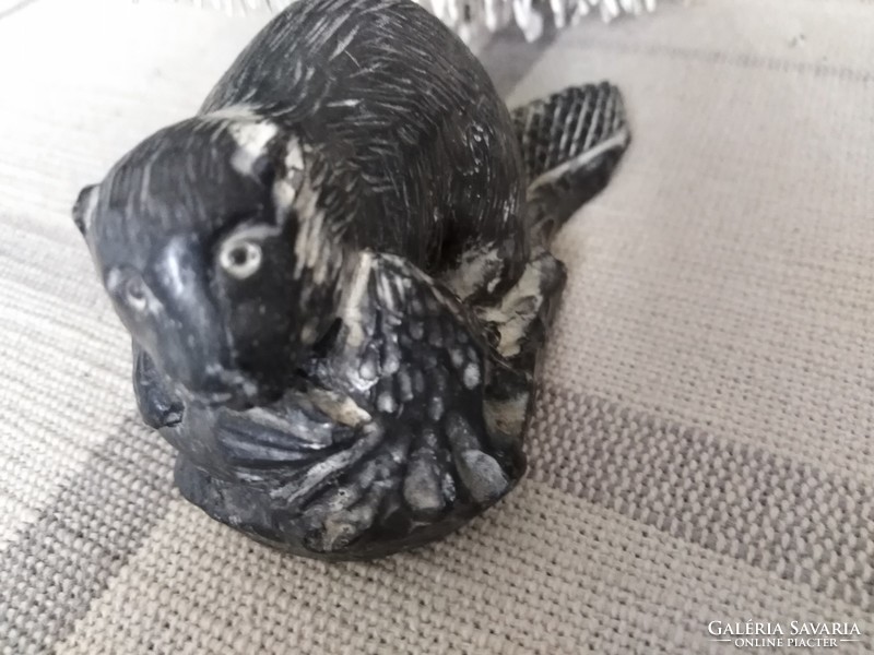 Beaver on a rock - soapstone, figurative ornament - canada