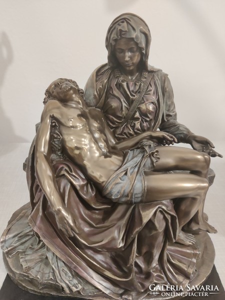 Csodálatos kivitelezésű PIETA szobor