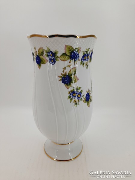 Hollóháza porcelain vase with blackberry pattern, 21.2 cm