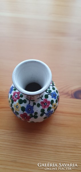 Small antique majolica vase