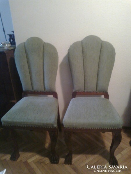 Kecses vonalú eredeti art deco székek (legyezőmintás háttámlával, faragott lábakkal)