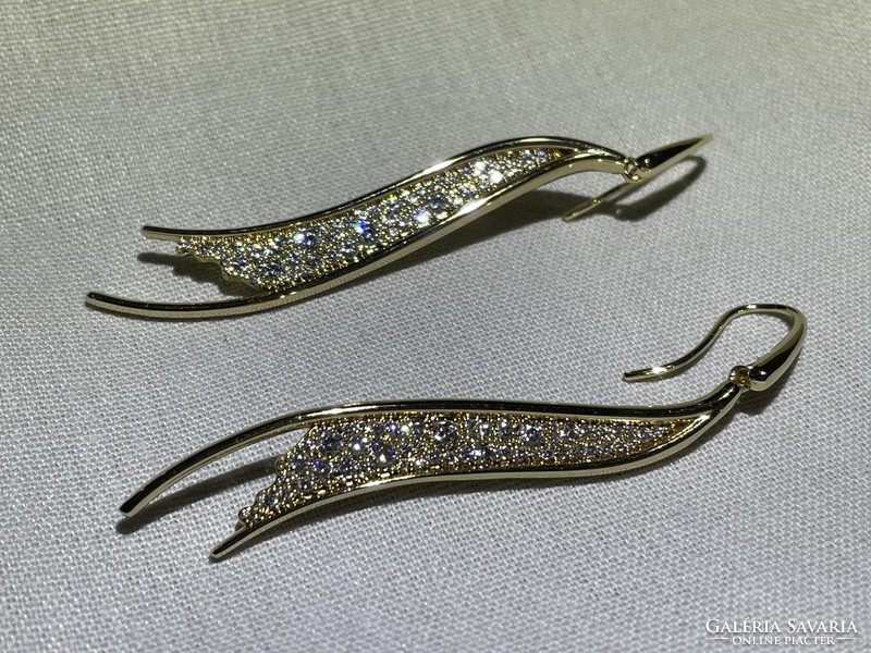 Swarovski earrings and necklace set (swarovski atelier collection)