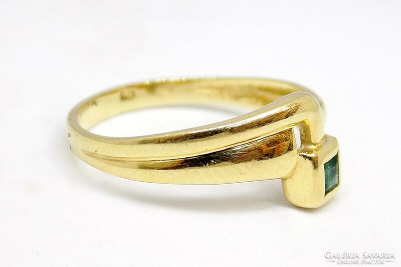 Gold ring with green stones (zal-au119038)
