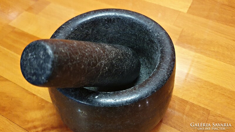 Granite kitchen spice mortar and pestle