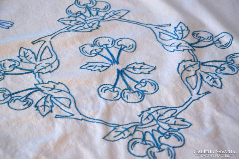 Old traditional folk linen tablecloth tablecloth bird dove hand embroidered 108 x 78