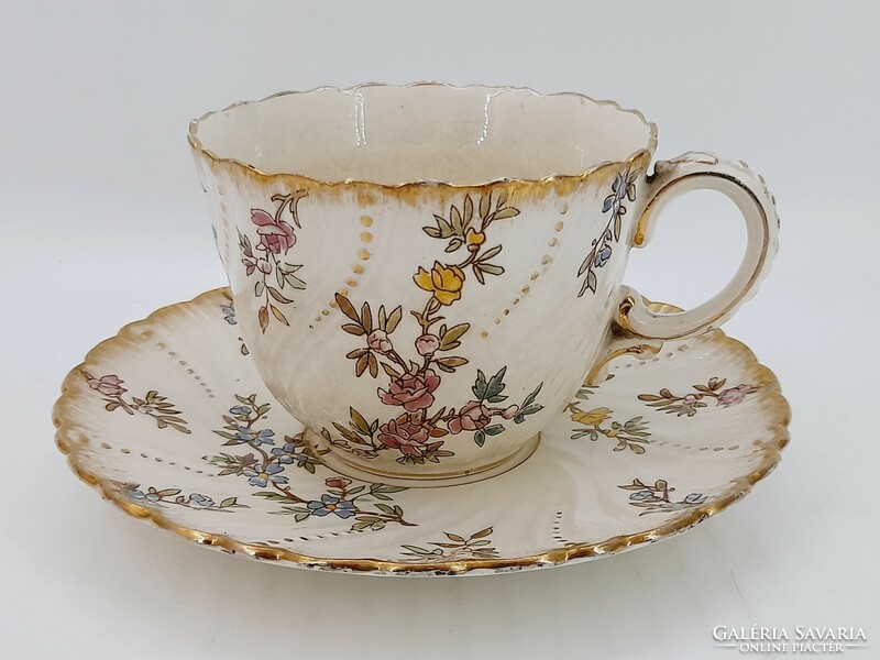 Sarreguemines louis faience tea cup with base