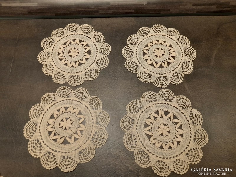 Old lace tablecloths 4 pcs in one