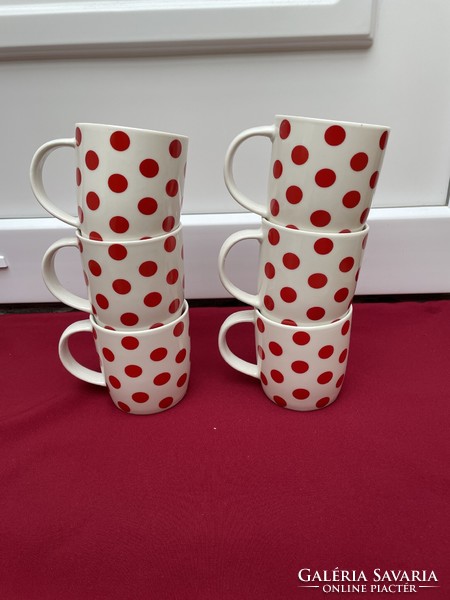 Beautiful white background with red speckled polka dot mug package 3 dl mugs village object cottage cheese rudis