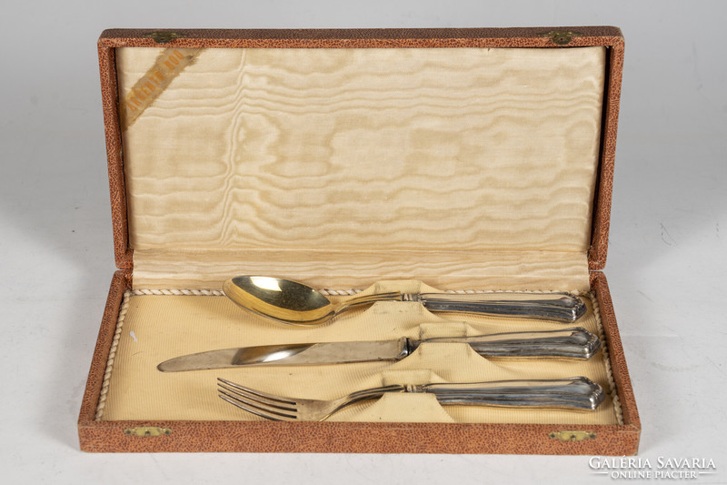 Silver christening/ single cutlery set in old box (kk18)