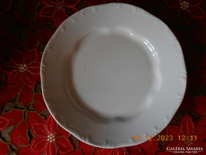 Zsolnay white flat plate