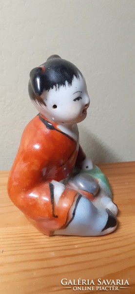 Chinese porcelain figure