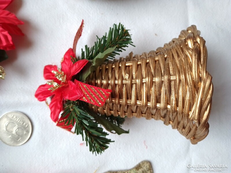 Arany-piros karácsonyi ünnepi dekorációk, harang, gömbdísz, Mikulás papírgömb, mikulásvirág