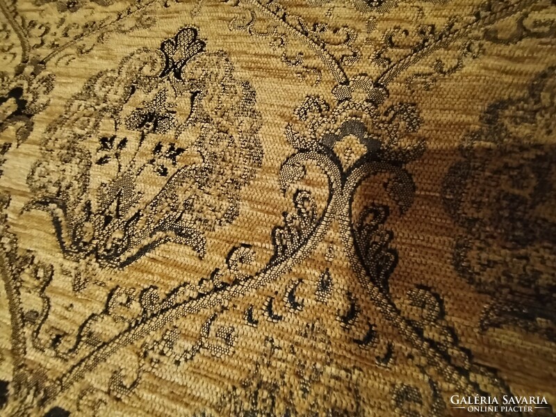 Velvet brocade tablecloth - in high-class milieu/ large size - reserved