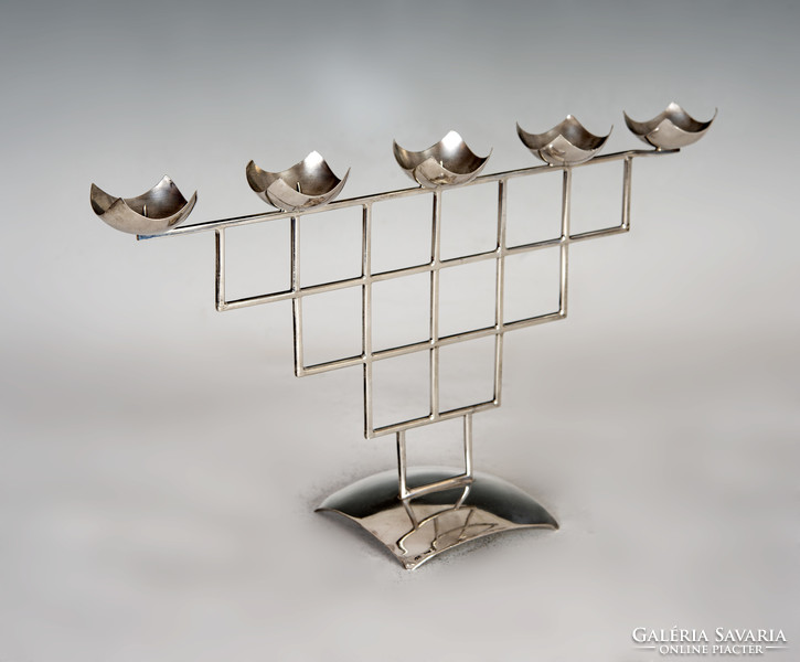Silver modern style candle holder