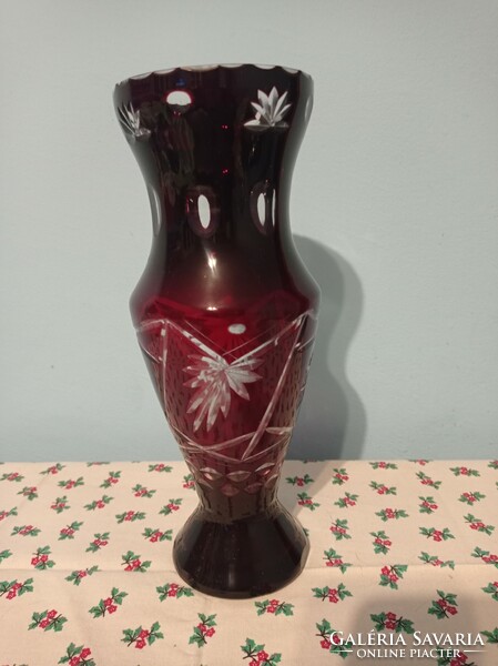 Crystal vase 28 cm high