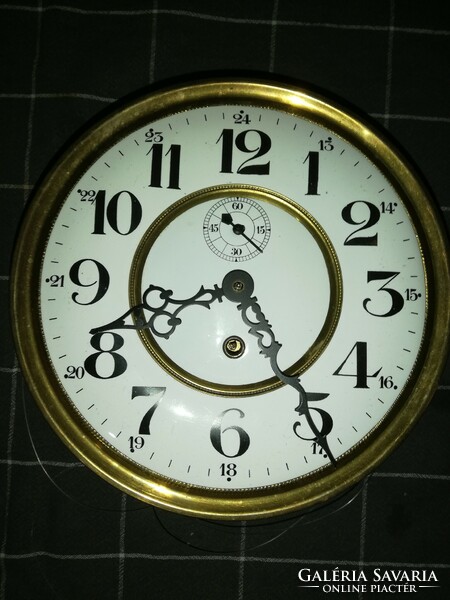 Single-weight wall clock mechanism with second hand