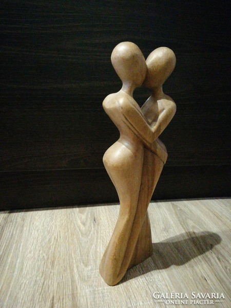 Carved couple