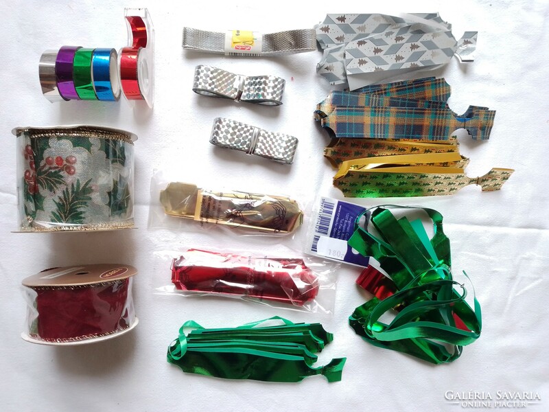 Karácsonyi ajándék díszítő dekoráció szalag csomag arany ezüst piros zöld fenyőfa húzós masni cellux