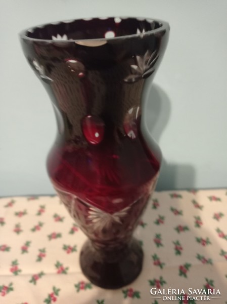 28 cm magas kristály váza