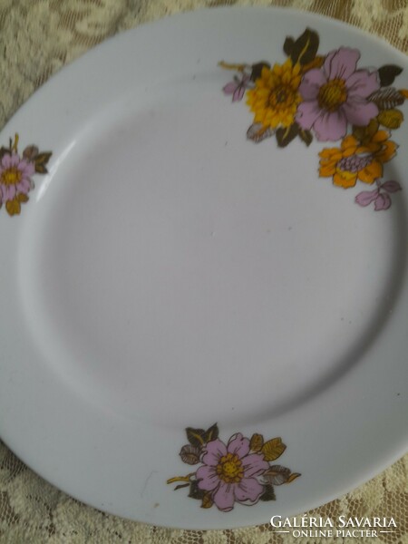Alföldi plate with dahlia 17 cm plate