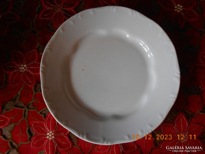 Zsolnay white flat plate