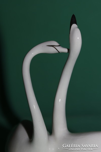 A pair of art deco swans from Raven House + free postage!