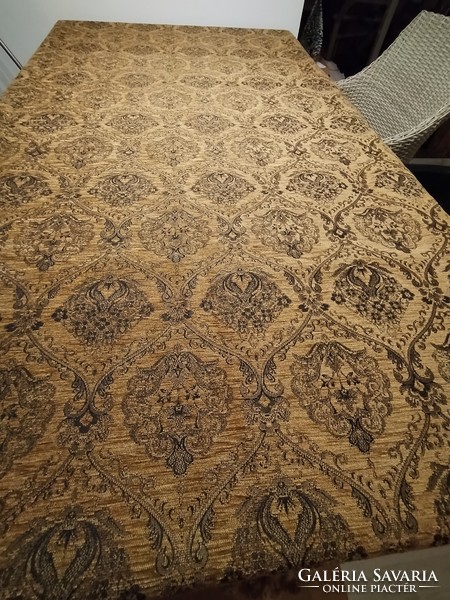 Velvet brocade tablecloth - in high-class milieu/ large size - reserved