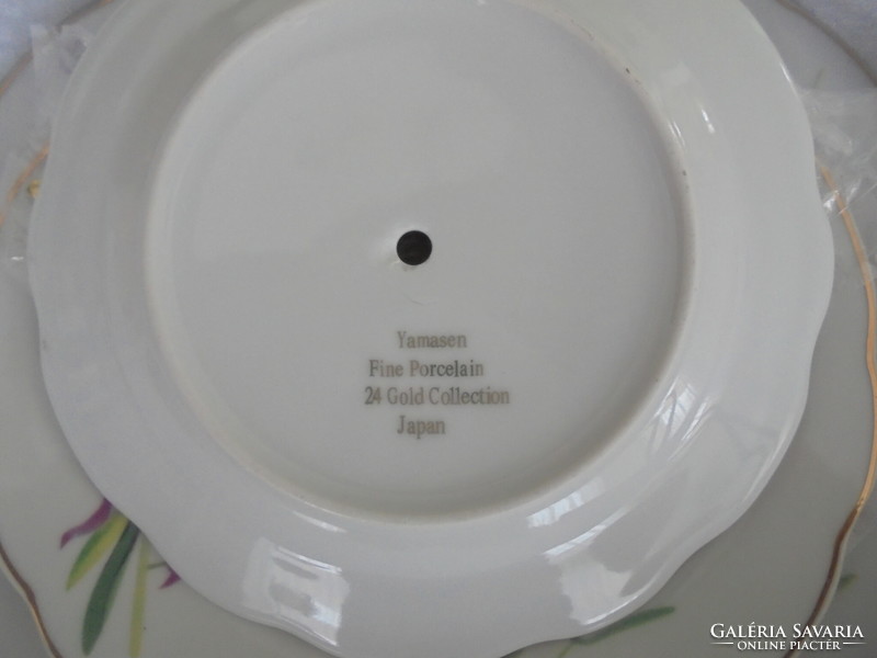Yamasen  levendulás  porcelán 3 emeletes kínáló díszdobozban
