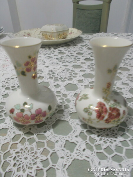 Zsolany kicsi vázák két darab
