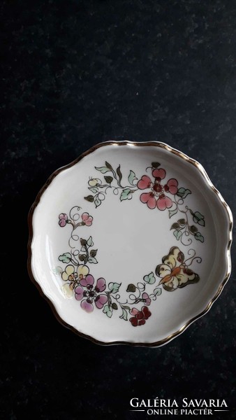 Zsolnay bowl, butterfly pattern, 23 cm in diameter