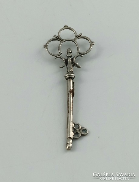 Silver key
