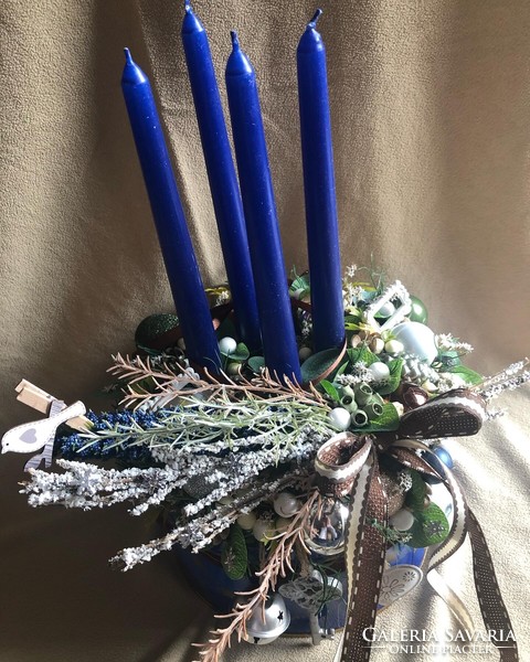 Advent table decor in blue