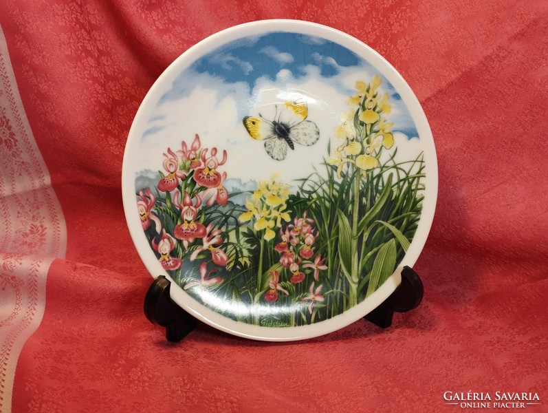 Hand-painted butterfly porcelain decorative plate