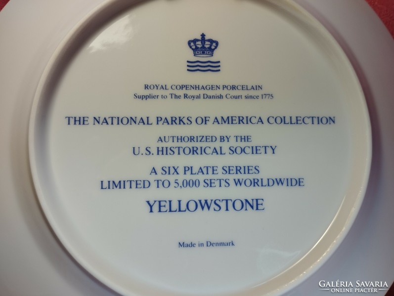 Royal Copenhagen rare gold brocade porcelain decorative plate, limited edition
