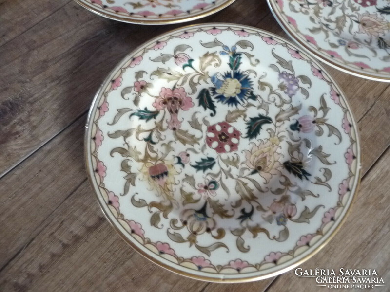 Antique Zsolnay 6-piece plate with Persian pattern