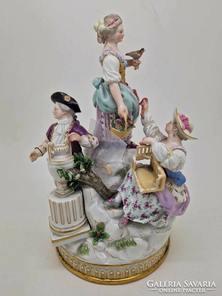 Meisseni porcelán figura kék kardos jelzéssel 22.5cm