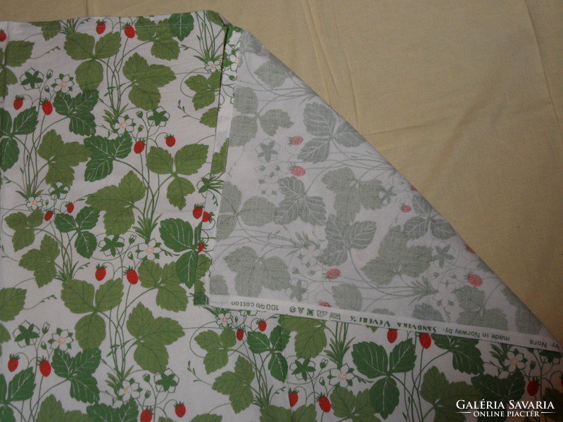 Strawberry pattern canvas decor curtain, tablecloth (4 pcs.)