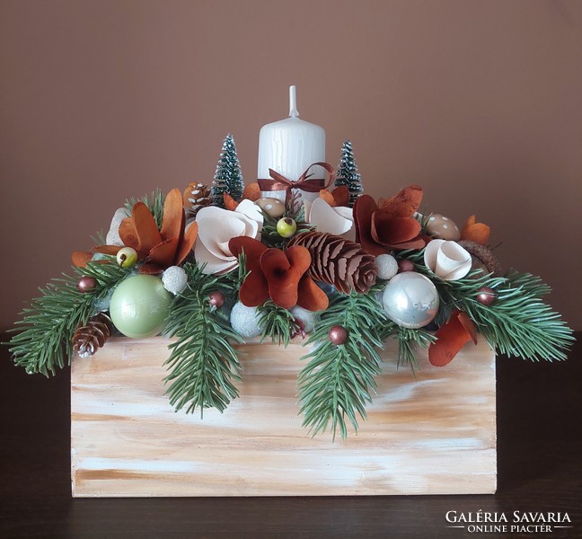 Egyedi,elegáns, natúr színvilágú karácsonyi asztaldísz!