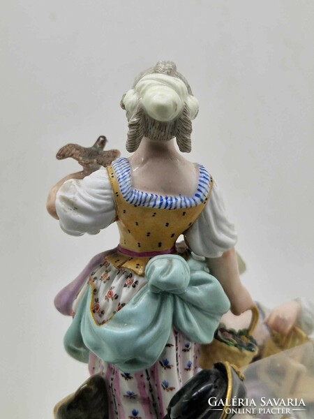 Meisseni porcelán figura kék kardos jelzéssel 22.5cm