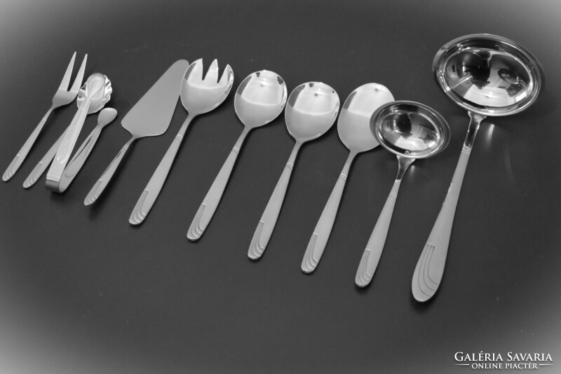 New, 12-person, 72-piece cutlery set