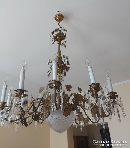 Chandelier