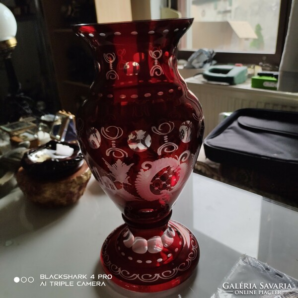 Polished burgundy glass vase