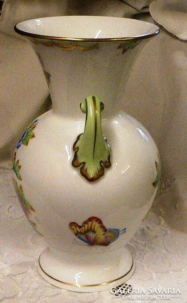 Vase with handles by Victoria Herend