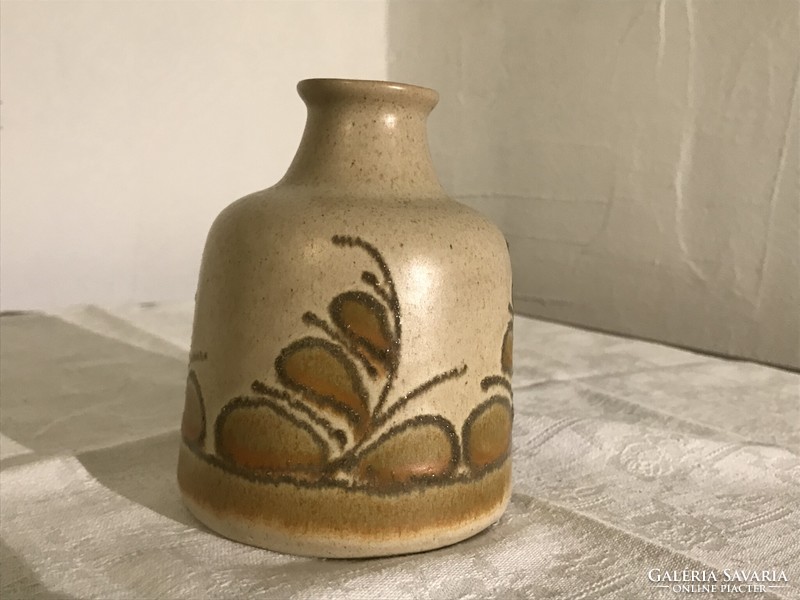Retro small flower pattern ddr strehla vintage vase