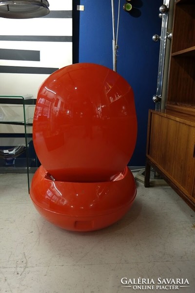 Ikonikus Ghyczy Péter, space age design " Tojás fotel " - 51548