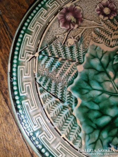 Antique majolica plate 19.5 cm