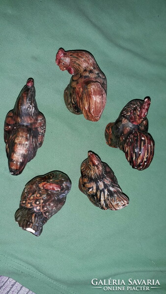 Beautiful antique ceramic poultry yard painted burnt glazed figurines hens rooster 8cm 5 pieces in one !!